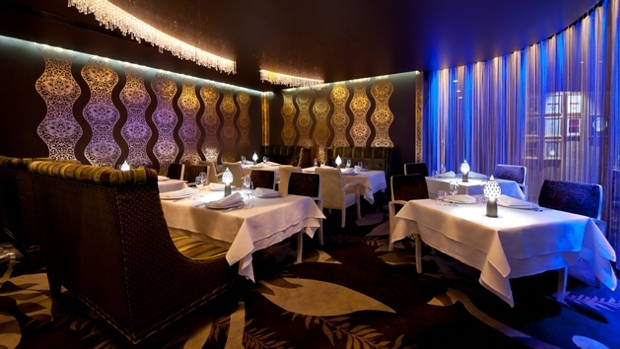 Momo-Dining_620x349